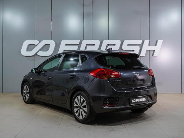 Kia Ceed II Рестайлинг с пробегом 2017 года, цена 1 369 000 рублей, 141592 км, хэтчбек, Автокод Объявления