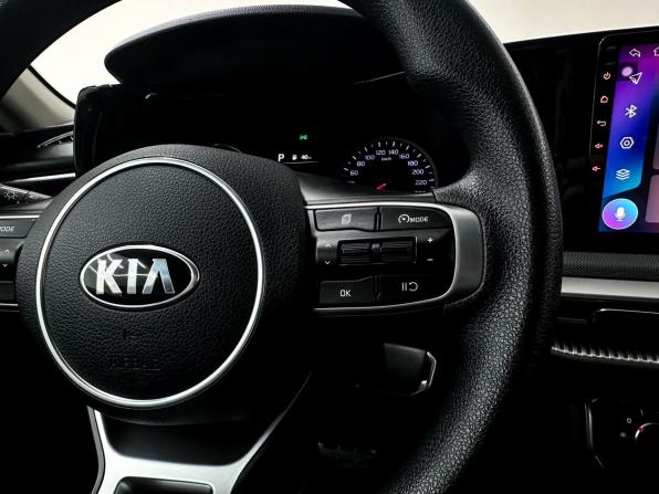 Kia K5 III с пробегом 2020 года, цена 2 349 000 рублей, 105000 км, седан, Автокод Объявления