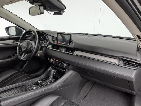 Mazda 6 III (GJ) Рестайлинг 2 с пробегом 2020 года, цена 2 195 000 рублей, 120252 км, седан, Автокод Объявления