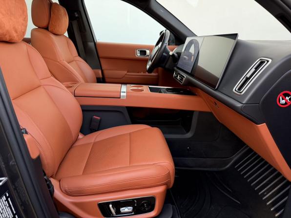 Li Auto (Lixiang) L9 I с пробегом 2023 года, цена 6 250 000 рублей, 76400 км, внедорожник, Автокод Объявления