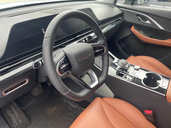 Omoda C5 I с пробегом 2023 года, цена 1 850 000 рублей, 40292 км, внедорожник, Автокод Объявления