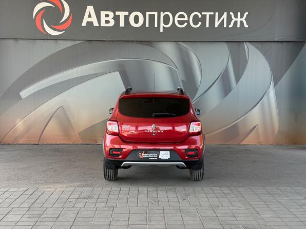 Renault Sandero II с пробегом 2014 года, цена 883 000 рублей, 133480 км, хэтчбек, Автокод Объявления