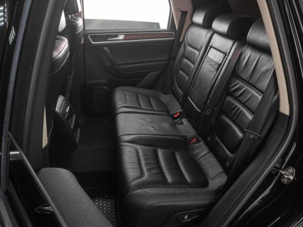 Volkswagen Touareg II Рестайлинг с пробегом 2015 года, цена 2 647 000 рублей, 186594 км, внедорожник, Автокод Объявления