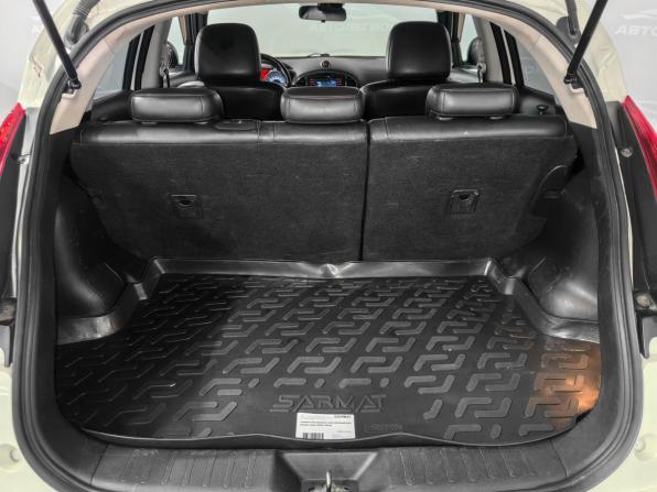 Nissan Juke I с пробегом 2011 года, цена 900 000 рублей, 205299 км, внедорожник, Автокод Объявления