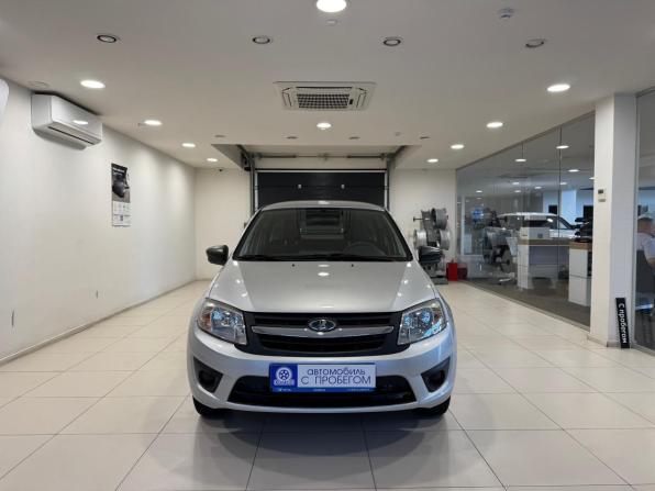 Lada (ВАЗ) Granta I с пробегом 2017 года, цена 525 000 рублей, 79217 км, лифтбек, Автокод Объявления