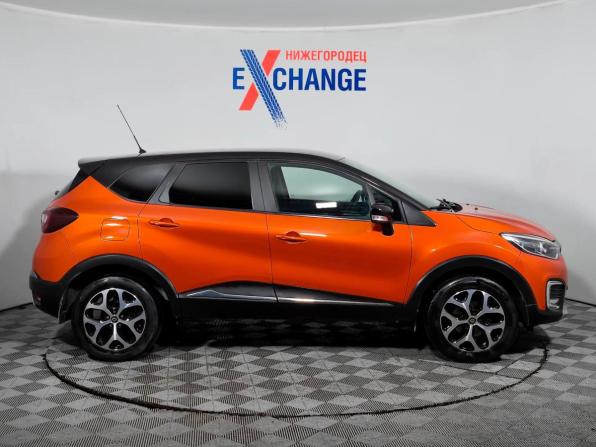 Renault Kaptur I с пробегом 2018 года, цена 1 540 000 рублей, 98882 км, внедорожник, Автокод Объявления