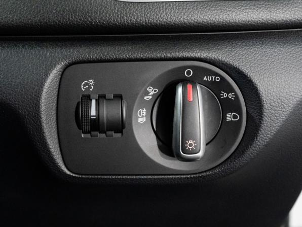 Audi Q3 I (8U) Рестайлинг с пробегом 2015 года, цена 1 670 000 рублей, 82675 км, внедорожник, Автокод Объявления