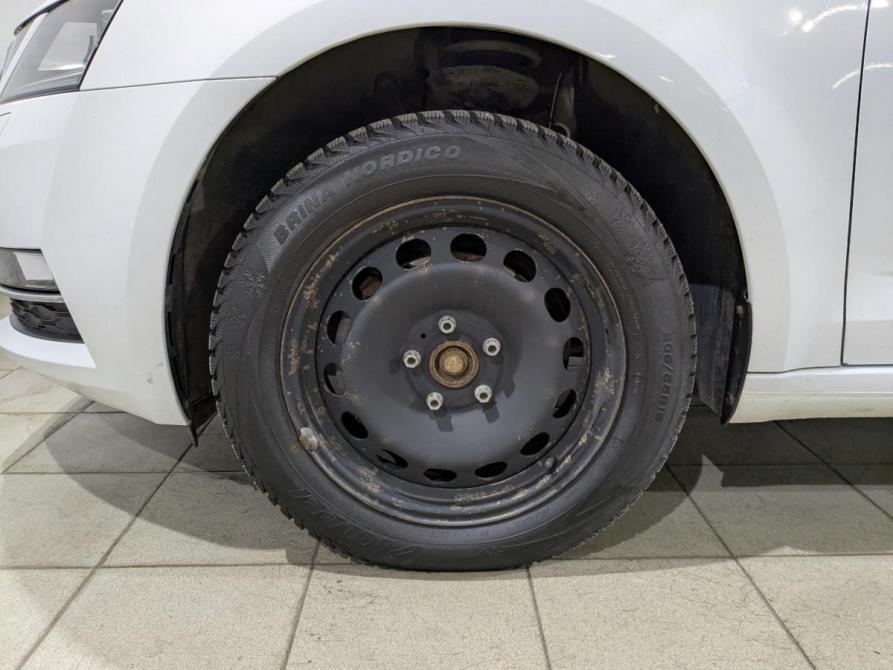 Skoda Octavia III (A7) Рестайлинг Химки  - изображение 5