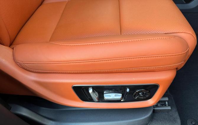Li Auto (Lixiang) L9 I с пробегом 2023 года, цена 6 300 000 рублей, 69663 км, внедорожник, Автокод Объявления