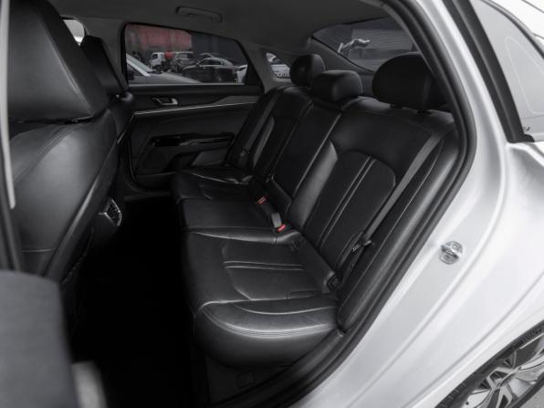 Kia K5 III с пробегом 2021 года, цена 1 575 000 рублей, 198825 км, седан, Автокод Объявления