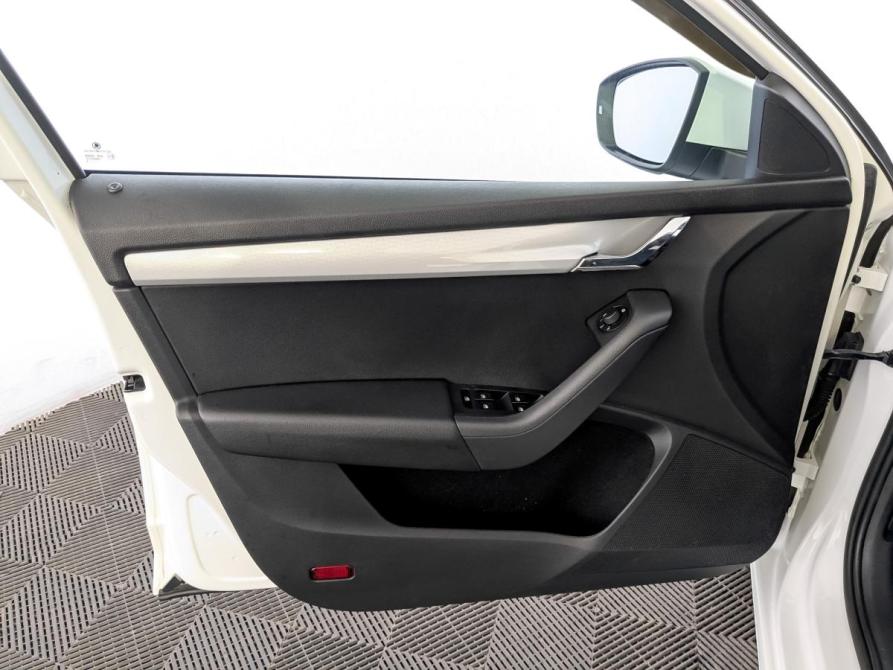 Skoda Octavia III (A7) Москва  - изображение 19