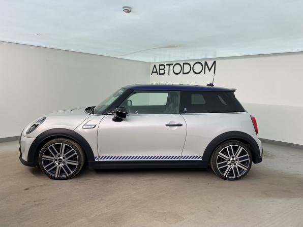 Mini Hatch III (F55/F56) Рестайлинг 2 с пробегом 2022 года, цена 3 790 000 рублей, 20650 км, хэтчбек, Автокод Объявления