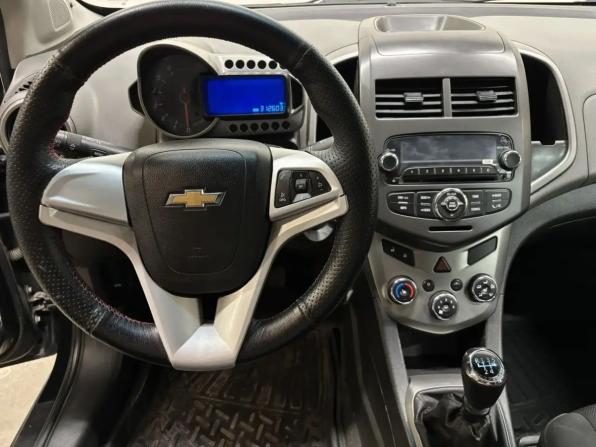 Chevrolet Aveo II с пробегом 2013 года, цена 439 000 рублей, 312000 км, седан, Автокод Объявления