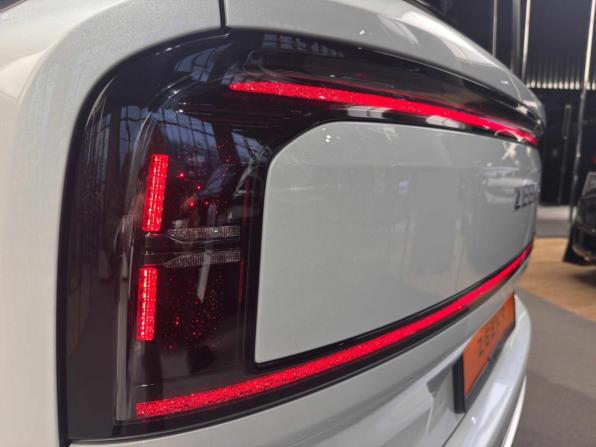 Новый Zeekr 9X 2026 года, цена 12 800 000 рублей, внедорожник, Автокод Объявления