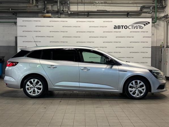 Renault Megane IV с пробегом 2018 года, цена 1 199 000 рублей, 157211 км, универсал, Автокод Объявления