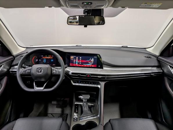 Changan CS35 Plus I Рестайлинг с пробегом 2023 года, цена 1 840 000 рублей, 18503 км, внедорожник, Автокод Объявления