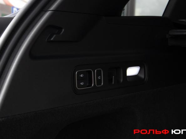 Li Auto (Lixiang) L7 I Рестайлинг с пробегом 2024 года, цена 6 588 000 рублей, 22239 км, внедорожник, Автокод Объявления