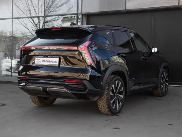 Geely Atlas II с пробегом 2023 года, цена 2 590 000 рублей, 6241 км, внедорожник, Автокод Объявления