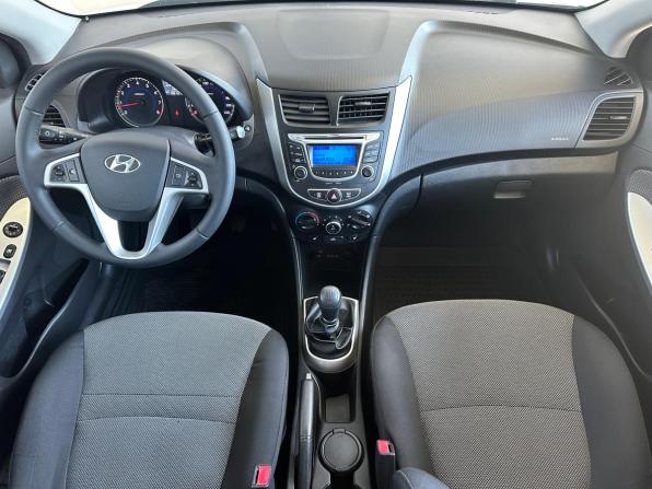 Hyundai Solaris I с пробегом 2014 года, цена 1 050 000 рублей, 88675 км, седан, Автокод Объявления