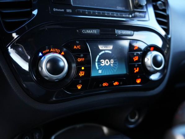 Nissan Juke I с пробегом 2012 года, цена 1 000 000 рублей, 135470 км, внедорожник, Автокод Объявления