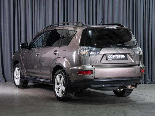 Mitsubishi Outlander II Рестайлинг с пробегом 2010 года, цена 970 000 рублей, 276000 км, внедорожник, Автокод Объявления