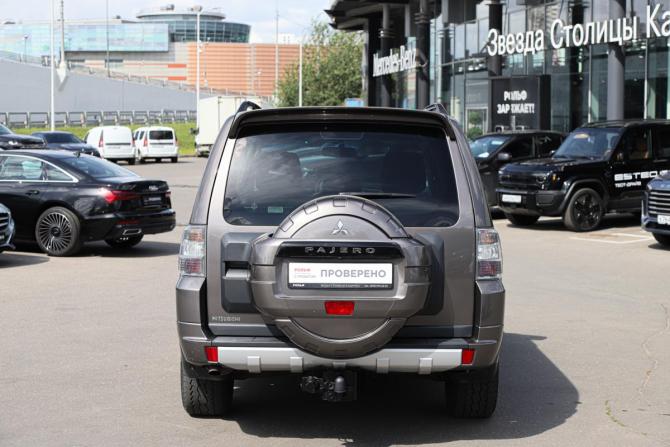 Mitsubishi Pajero IV с пробегом 2011 года, цена 1 860 000 рублей, 202393 км, внедорожник, Автокод Объявления