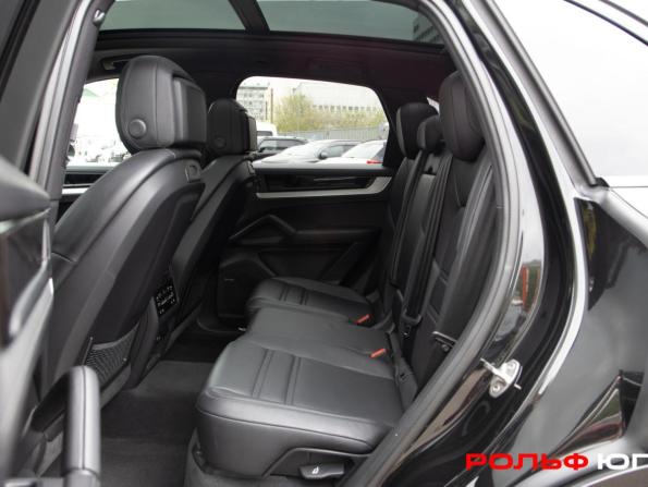 Porsche Cayenne III Рестайлинг с пробегом 2023 года, цена 17 419 050 рублей, 36691 км, внедорожник, Автокод Объявления