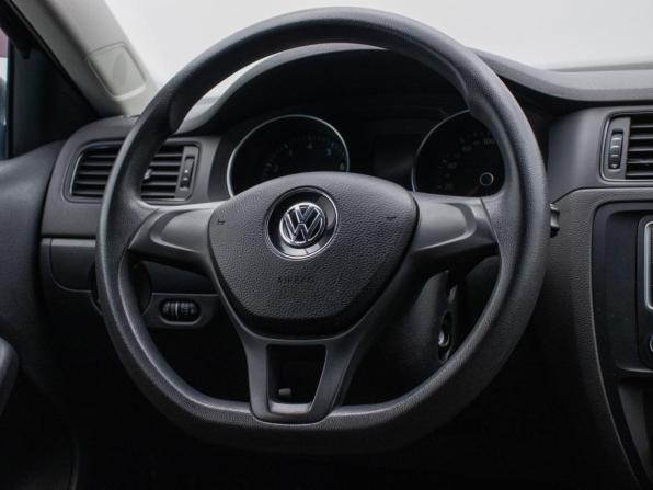 Volkswagen Jetta VI Рестайлинг с пробегом 2015 года, цена 997 000 рублей, 133126 км, седан, Автокод Объявления
