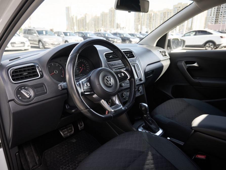 Volkswagen Polo V Рестайлинг Казань  - изображение 5