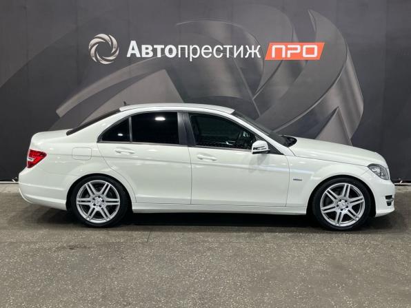 Mercedes-Benz C-Класс III (W204) Рестайлинг с пробегом 2011 года, цена 1 345 000 рублей, 253542 км, седан, Автокод Объявления