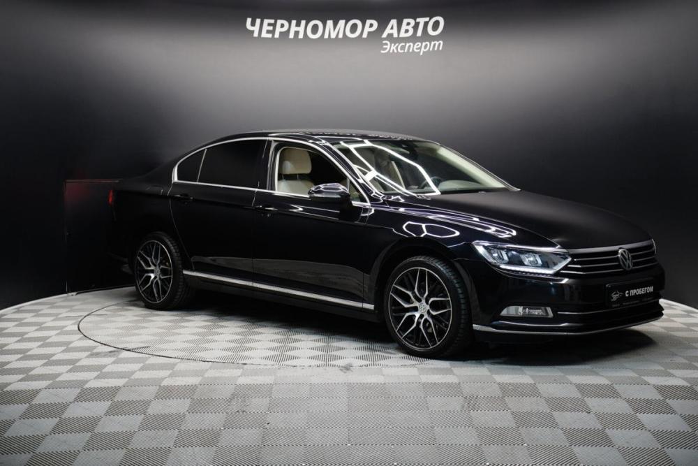 Volkswagen Passat B8 Крым  - изображение 7