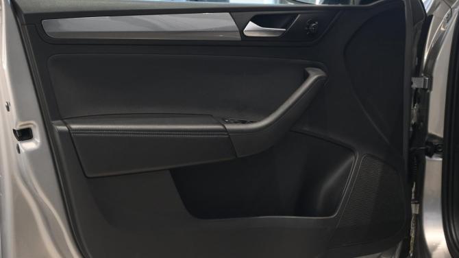 Volkswagen Polo VI с пробегом 2020 года, цена 1 595 000 рублей, 77047 км, лифтбек, Автокод Объявления