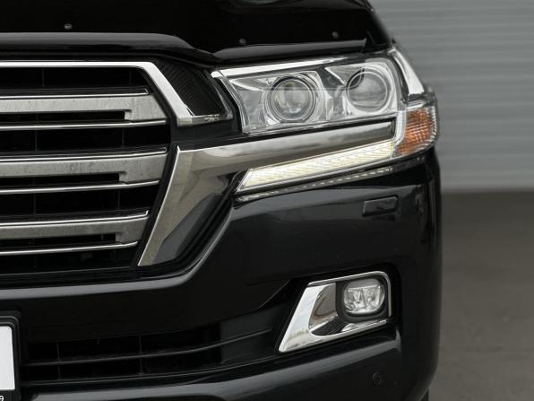 Toyota Land Cruiser 200 Series Рестайлинг 2 с пробегом 2017 года, цена 5 499 000 рублей, 165124 км, внедорожник, Автокод Объявления
