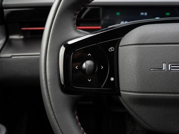 JETOUR DASHING I с пробегом 2023 года, цена 1 975 000 рублей, 39766 км, внедорожник, Автокод Объявления
