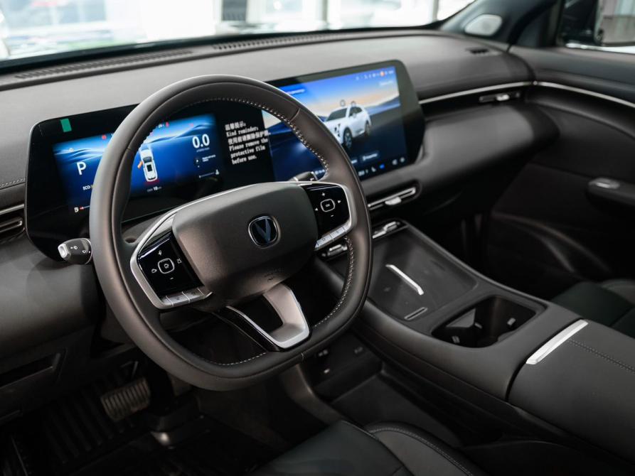 Changan UNI-S (CS55 Plus) I Рестайлинг Новосибирск  - изображение 8