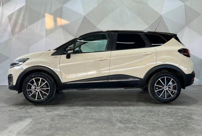 Renault Kaptur I с пробегом 2017 года, цена 1 470 000 рублей, 110100 км, внедорожник, Автокод Объявления