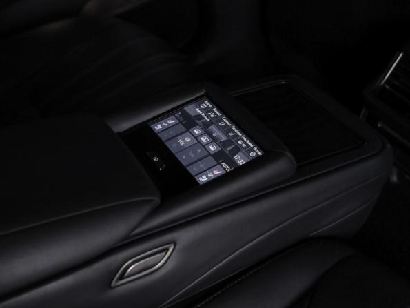 Lexus LS V Рестайлинг с пробегом 2021 года, цена 5 583 071 рубль, 158389 км, седан, Автокод Объявления