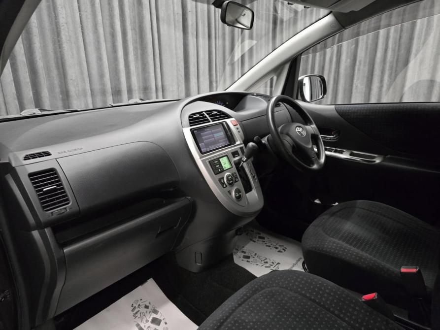 Toyota Ractis I Красноярск  - изображение 15