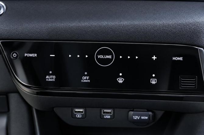 Hyundai Elantra VII (CN7) с пробегом 2020 года, цена 1 899 000 рублей, 28000 км, седан, Автокод Объявления