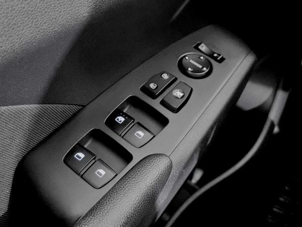 Hyundai Solaris II с пробегом 2018 года, цена 1 150 000 рублей, 130133 км, седан, Автокод Объявления
