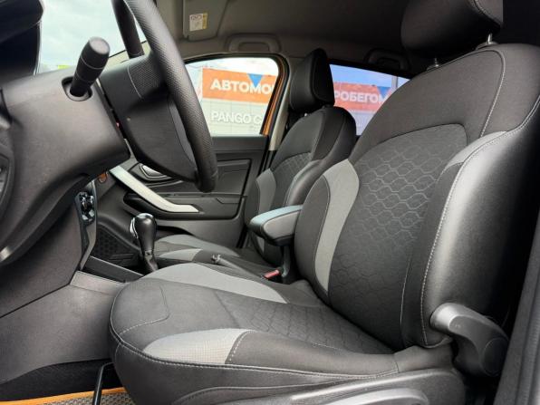 Lada (ВАЗ) XRAY I с пробегом 2019 года, цена 890 000 рублей, 181000 км, хэтчбек, Автокод Объявления