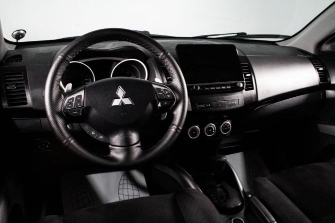 Mitsubishi Outlander II с пробегом 2008 года, цена 999 000 рублей, 196709 км, внедорожник, Автокод Объявления