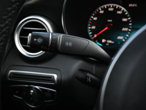 Mercedes-Benz C-Класс IV (W205) Рестайлинг с пробегом 2018 года, цена 2 799 000 рублей, 172957 км, седан, Автокод Объявления