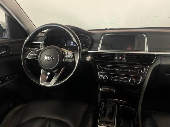 Kia Optima IV Рестайлинг с пробегом 2018 года, цена 1 783 000 рублей, 141100 км, седан, Автокод Объявления
