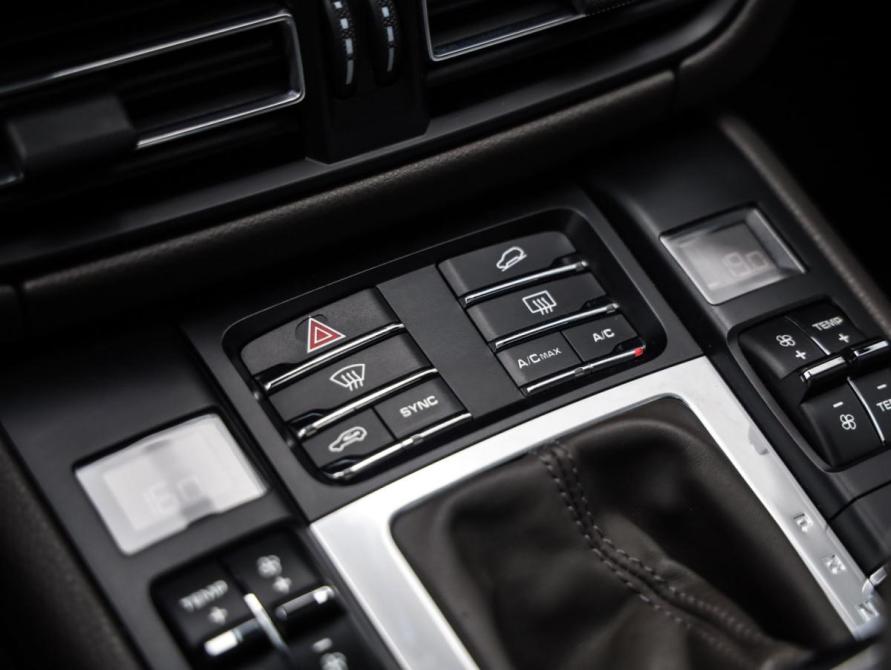 Porsche Macan I Рестайлинг Санкт-Петербург  - изображение 19