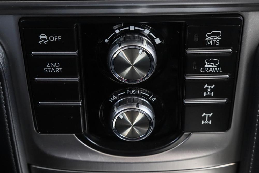 Toyota Land Cruiser Prado 150 Series Рестайлинг 2 Москва  - изображение 17