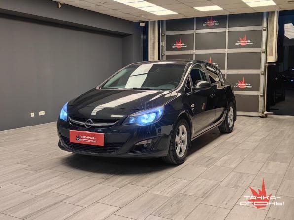 Opel Astra J Рестайлинг с пробегом 2013 года, цена 484 000 рублей, 308000 км, хэтчбек, Автокод Объявления