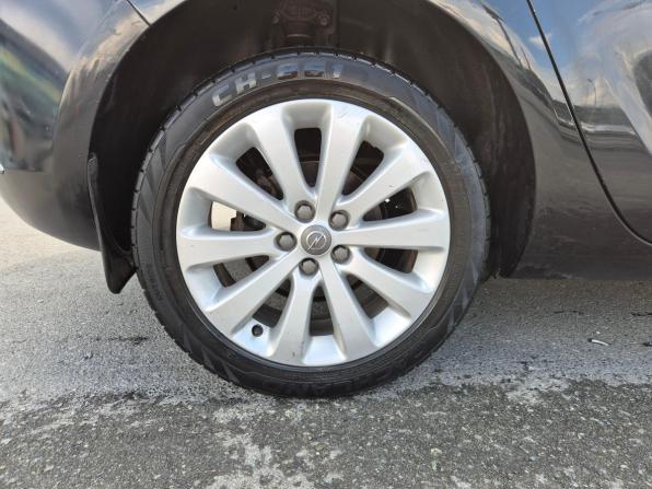 Opel Astra J Рестайлинг с пробегом 2013 года, цена 699 000 рублей, 178316 км, хэтчбек, Автокод Объявления