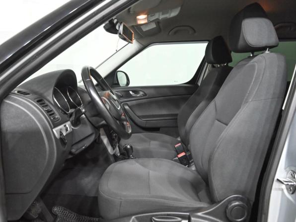 Skoda Yeti I с пробегом 2013 года, цена 1 100 000 рублей, 141383 км, внедорожник, Автокод Объявления