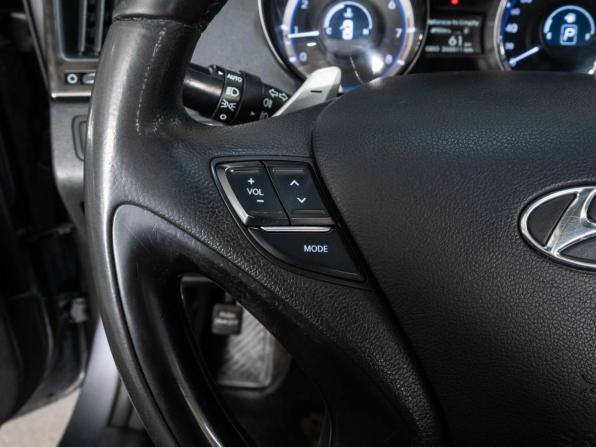 Hyundai Sonata VI (YF) с пробегом 2010 года, цена 799 000 рублей, 265511 км, седан, Автокод Объявления